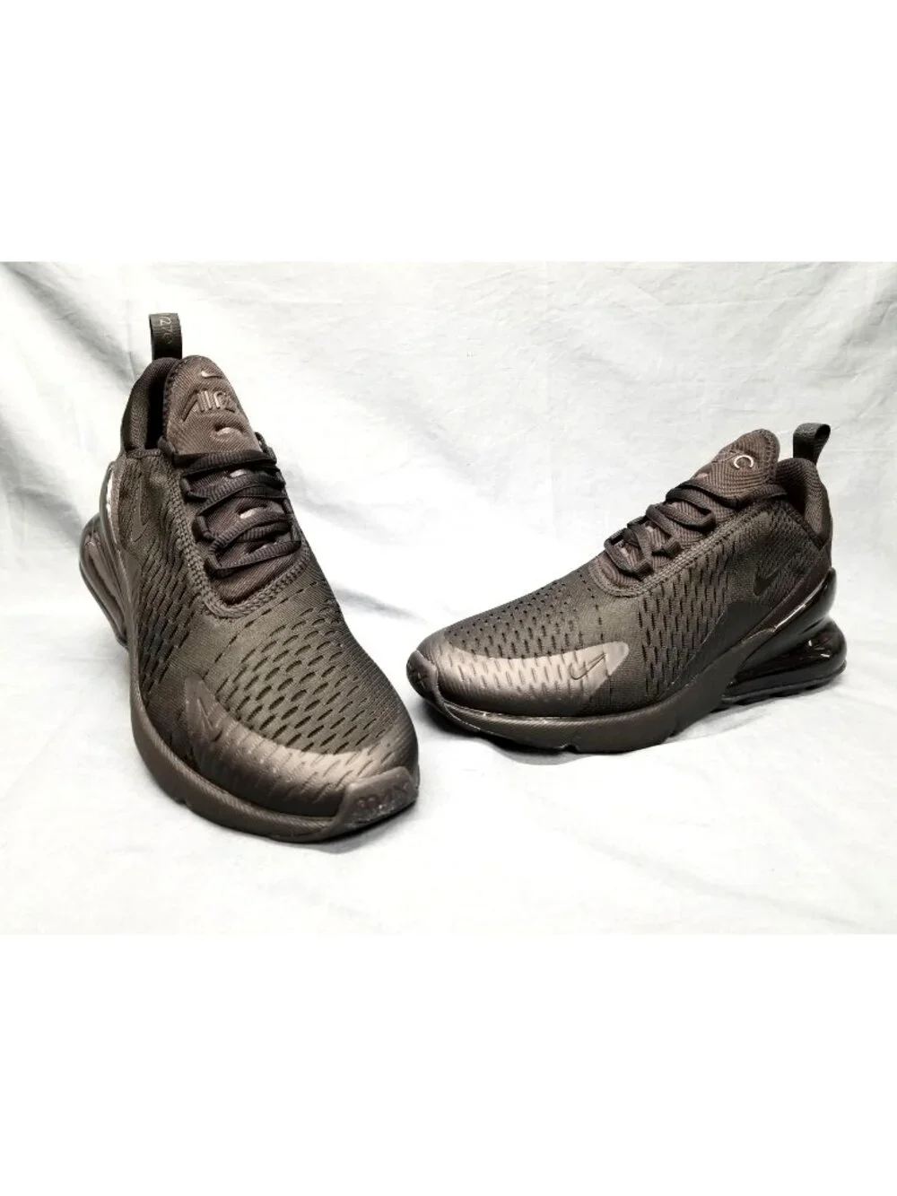 Nike Air Max 270 (GS) Sneakers Mesh Triple Black Boys Size 5 NEW NO BOX!